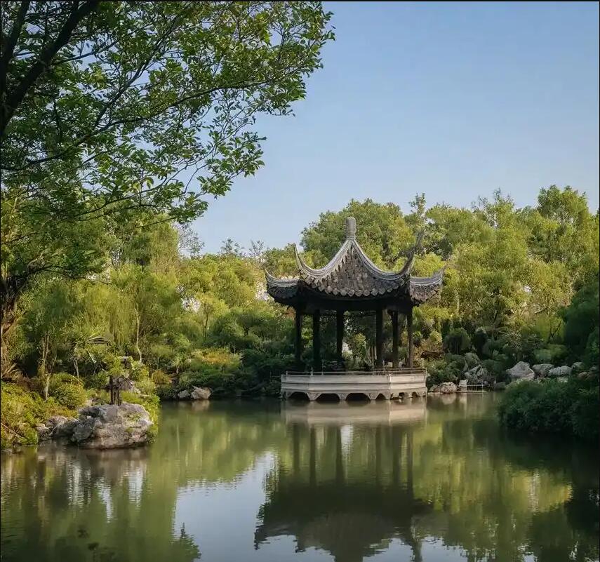 四川凝芙土建有限公司